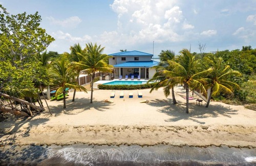 Caribbean Way Villa | 465 m² Villa ∙ 5 bedrooms ∙ 14 guests