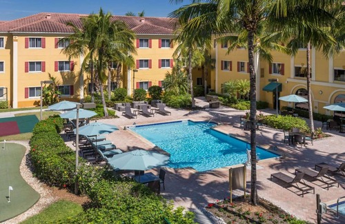 Naples Hotel | 47 m² Hotel ∙ 127 guests