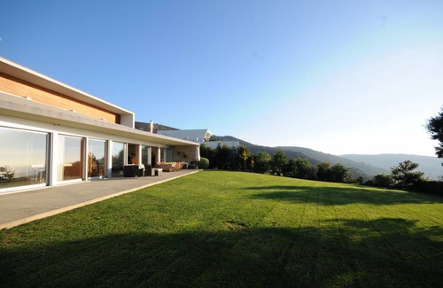 Caminha Villa | 470 m² Villa ∙ 4 bedrooms ∙ 8 guests