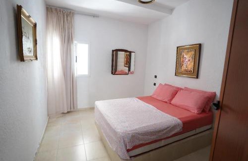 Miramar Apartment | 476 Beautiful apartment for rent Miramar, 1 bedroom living room balcony