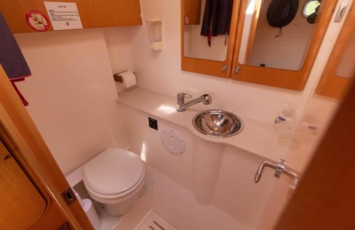 Cozumel Boat Rental | 47ft Deluxe Catamaran, 2 rooms, 2 bathrooms