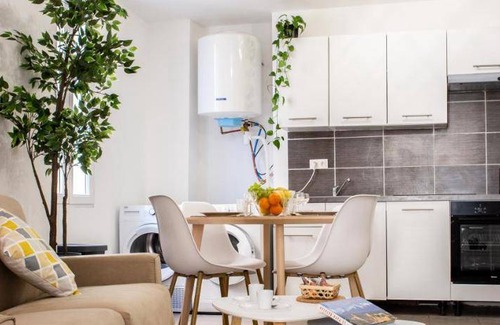 Saint-Mathieu Apartment | 48 m² Apartment ∙ 2 bedrooms ∙ 5 guests