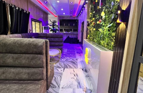 Ekrokpe Hotel | 48 m² Hotel ∙ 3 guests