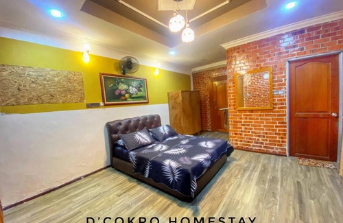 Parit Raja House | 480 m² House ∙ 4 bedrooms ∙ 15 guests