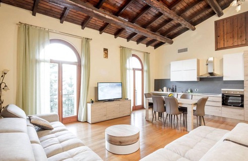Artogne House | 480 m² House ∙ 6 bedrooms ∙ 12 guests