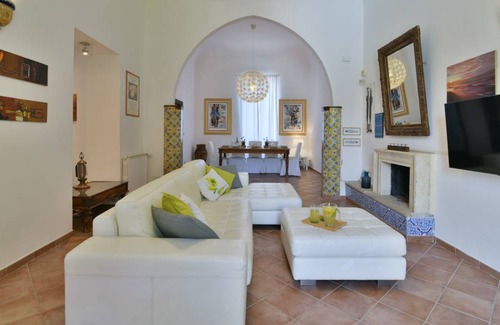 Milazzo Villa | 480 m² Villa ∙ 4 bedrooms ∙ 8 guests