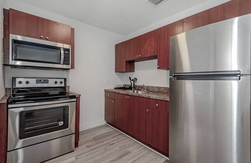 Deerfield Beach Apartment | 482ft to Beach | One Bedroom #107 | sleeps up to 4