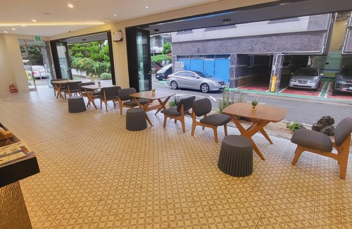 Pohang Hotel | 49 m² Motel ∙ 10 guests