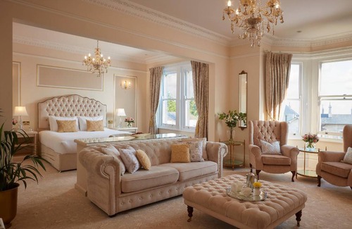 Newton St Loe Hotel | 49 m² Hotel ∙ 127 guests
