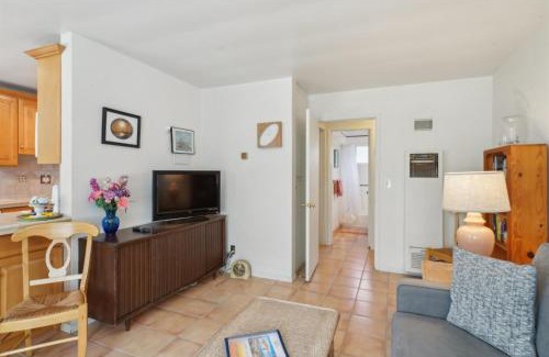 Carpinteria Apartment | 4950 Sandyland Road #127 condo