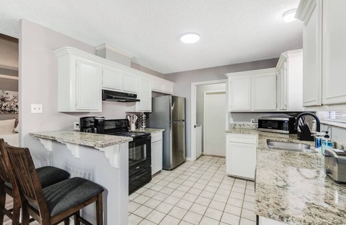 South Side House | 4BDR+GameRoom+GroupsWelcome+Extd Stay Discounts