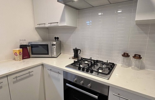 Oyarifa House | 4Bed Accra Family Home + Pool +Garden