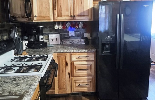 Crosby House | 4BR 2BA The Pine Place Cabin in Crosby - Roam, Ride, Relax