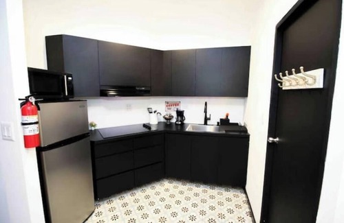 Mayaguez Pueblo Apartment | 5.2 Historic Loft w/Parking + Generator