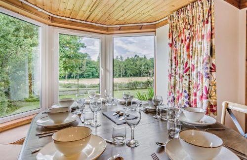 Murthly House | 5 Bed in Dunkeld 90585