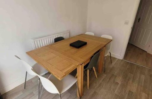 Cheltenham House | 5 Bed Modern Cheltenham Town Centre Home