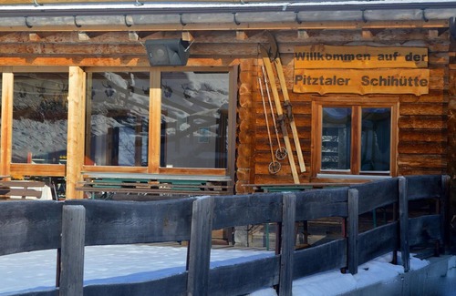 Mandarfen Cabin | 5-bed room with shower/toilet - Pitztal ski hut