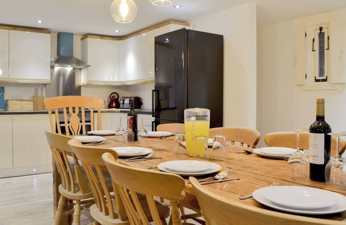Mappleton Cottage | 5 bedroom accommodation in Driffield, near Bridlington