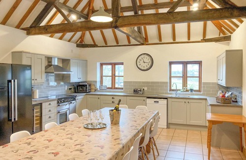 Bromyard Cottage | 5 bedroom accommodation in Bromyard, near Malvern Hills