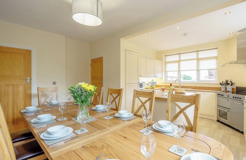 Shobdon Cottage | 5 bedroom accommodation in Crossway Green, near Stourport-on-Severn