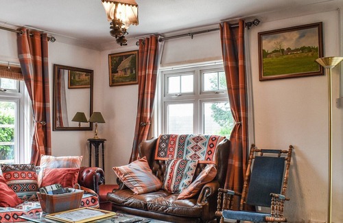 Farley Cottage | 5 bedroom accommodation in Winterslow, near Salisbury