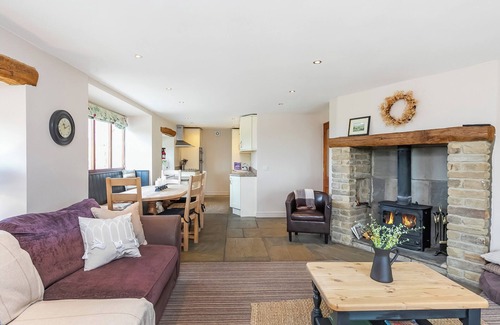 Fence Cottage | 5 bedroom accommodation in Horton-in-Craven, near Skipton