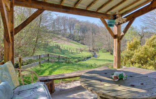La Trinite House | 5 Bedroom Awesome Home In Villedieu-Les-Poêles