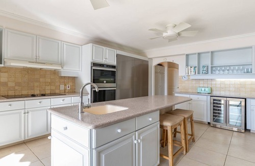 Reeds Bay House | 5 Bedroom Beachfront Villa Offering Stunning Sea Views And A Private Pool
