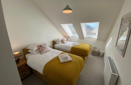 Pistyll House | 5 Bedroom Cottage - Llyn Peninsula