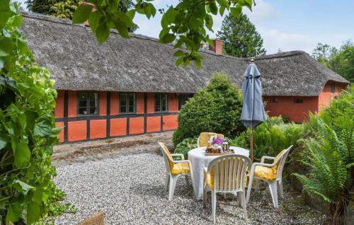 Ørsted House | 5 Bedroom Cozy Home In Ørsted