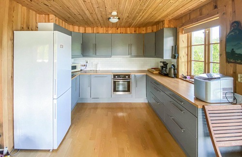 Brekke House | 5 bedroom cozy home in Bjordal