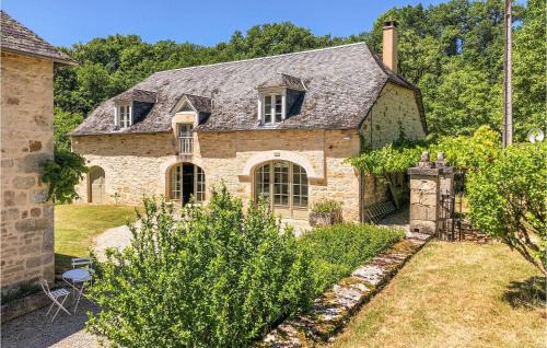 Sarrazac House | 5 Bedroom Gorgeous Home In Sarrazac