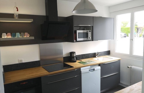 Chatillon-sur-Marne House | 5 bedroom house with jacuzzi for 6 people in the village of Champagne