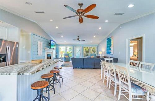 East End House | 5 Bedroom Heated Pool Pet Friendly 4 King SGI