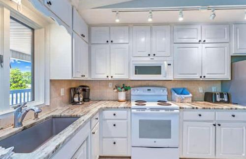 East End House | 5 Bedroom Heated Pool Pet Friendly 4 King SGI
