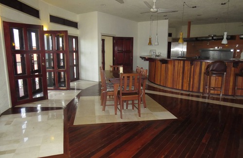 Turneffe Islands House | 5 Bedroom House On Private Beach With Fabulous Fishing And Diving