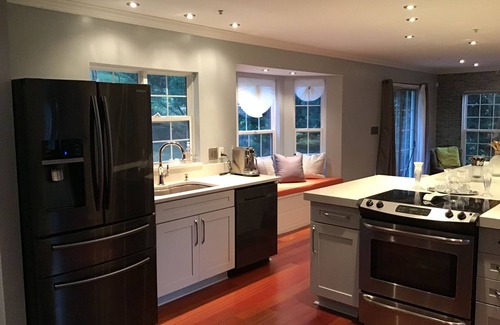 Oxon Hill-Glassmanor House | 5 Bedroom House - MGM National Harbor - Top Golf