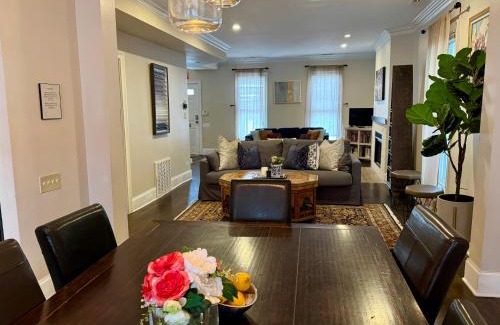 Old Town House | 5 Bedroom Huge House in Best Location Parking Fireplace Back Yard