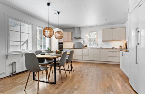 Suldrup House | 5 bedroom pet friendly home in Nibe