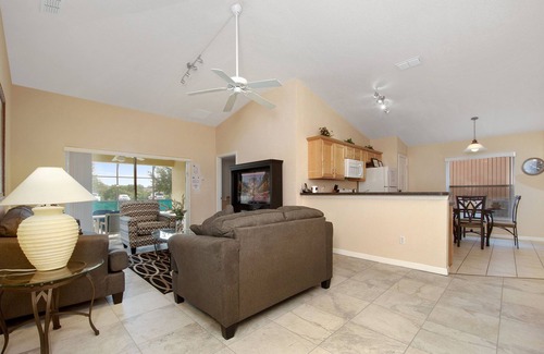 Silver Creek House | 5 Bedrooms Vacation Detached Home - close to Disney Theme Parks