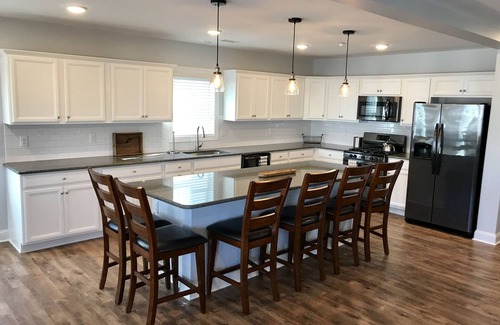 North End House | 5 BR 3.5 BA New Construction Near Beach, Boardwalk, and Downtown