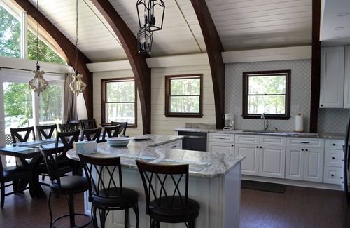 Bumpass House | 5 BR 3 BA -300ft waterfront W/Dock, Pvt Boat ramp, Beachfront Paradise