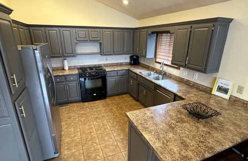 Sparta House | 5 BR, 3 King Beds, Fire Pit, Hot Tub, Game room! Amazing Year Round Lake View!
