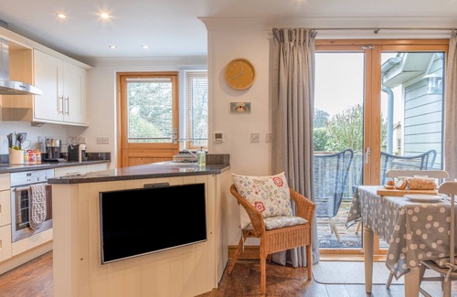 Bugford Cottage | 5 COURT COTTAGE, HILLFIELD VILLAGE, family friendly in Dartmouth