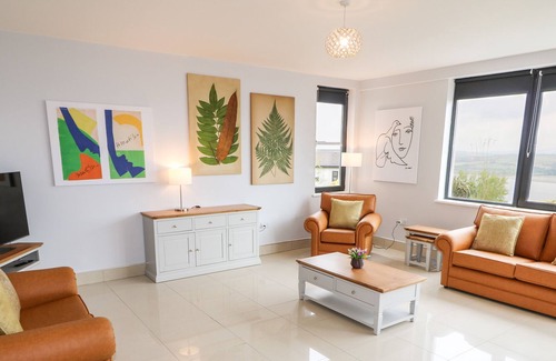 Fahan House | 5 HARBOUR VIEW, family friendly in Buncrana, County Donegal