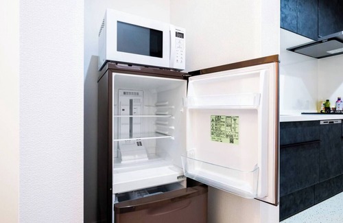 Tsuruhashi House | 5 min walk from Korean Town, 7 min walk from JR Tsuruhashi Station, 1 year old, single family house, 3LDK, convenient location for walking and eating.