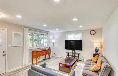 Rosedale House | 5 Mi to Downtown Baltimore Quiet Home with Porch