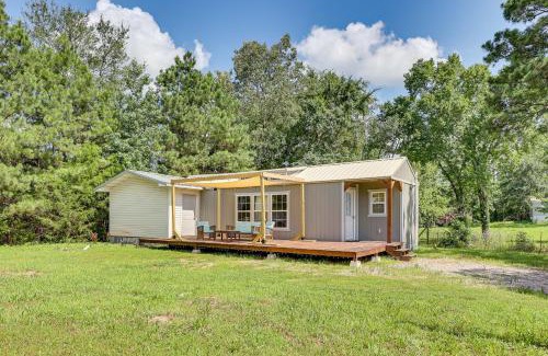Royal House | 5 Mi to Lake Ouachita Peaceful Cabin Retreat