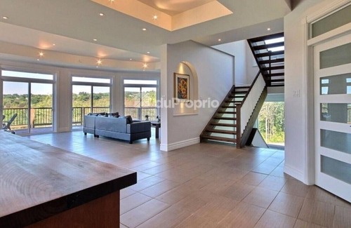 Sutton House | 5 mins from Mont Sutton - renting Late Dec to early Feb - 2 weeks MIN
