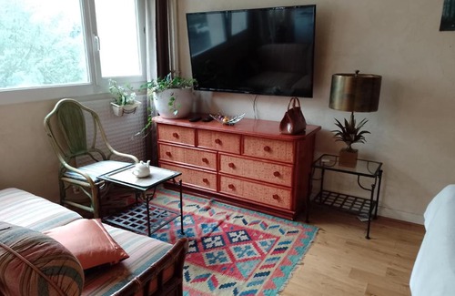 Levallois-Perret Apartment | 5 minutes from Eiffel tour , aoesome place